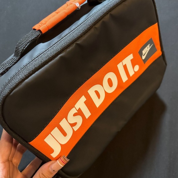 Nike Lunch Box - Picture 3 of 3